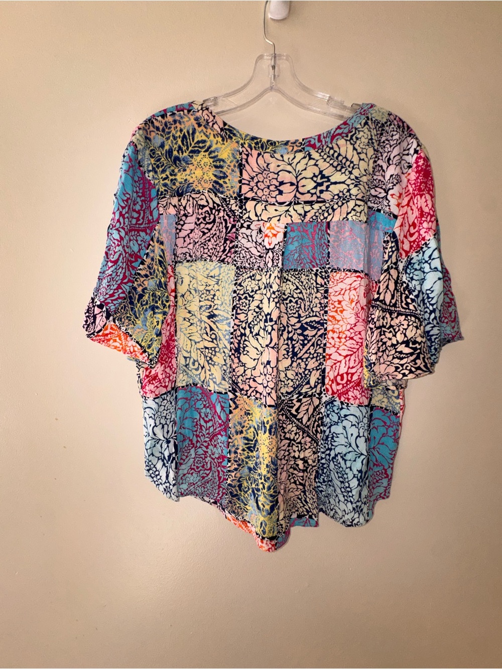 Chico’s colorful patchwork tie-front blouse size 2 / flowy boho top - Picture 3 of 5